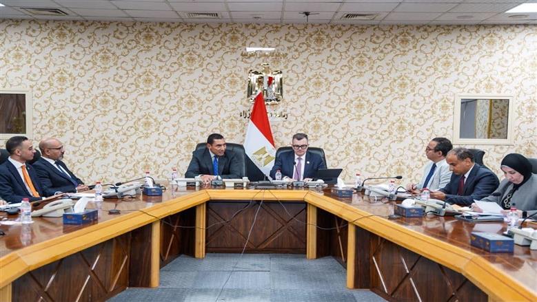 وزير التخطيط والشباب