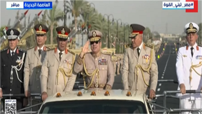الرئيس السيسي يقوم بجولة تفقدية بمقر القيادة الاستراتيجية بالعاصمة الجديدة