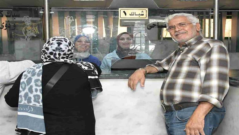 محافظ بورسعيد يتفقد المركز التكنولوجي