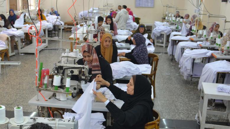 باستثمارات 1.1 مليار يورو.. «معلومات الوزراء» يكشف ملامح خطة إحياء صناعة الغزل والنسيج