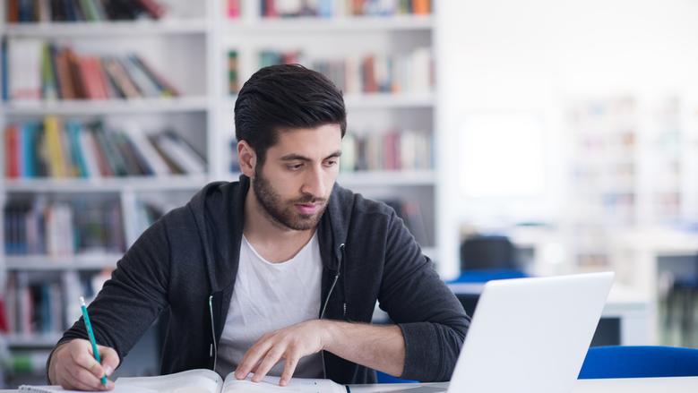 تطبيقات لتعلم اللغة الإنجليزية مجانا.. طور لغتك بخطوات بسيطة من الموبايل