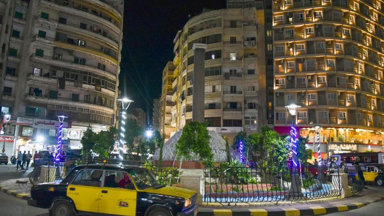 «المنشآت الفندقية» توضح اشتراطات حصول الأجانب على تصاريح عمل مؤقتة لمدة 6 أشهر 