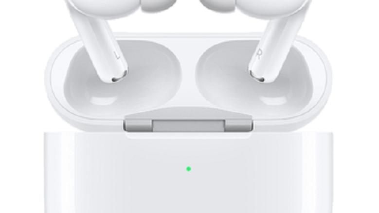 هل يمكن شحن سماعات AirPods باستخدام هاتف iPhone؟