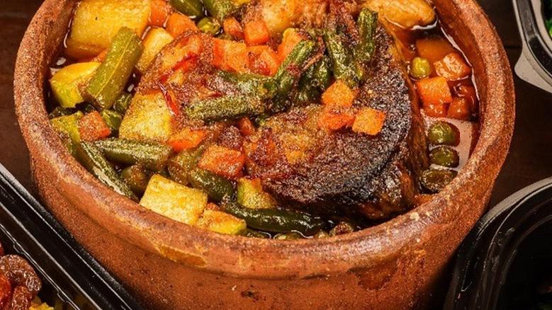 طريقة عمل طاجن تورلي باللحمة بطعم ينافس أشهر المطاعم.. «يناسب العزومات»