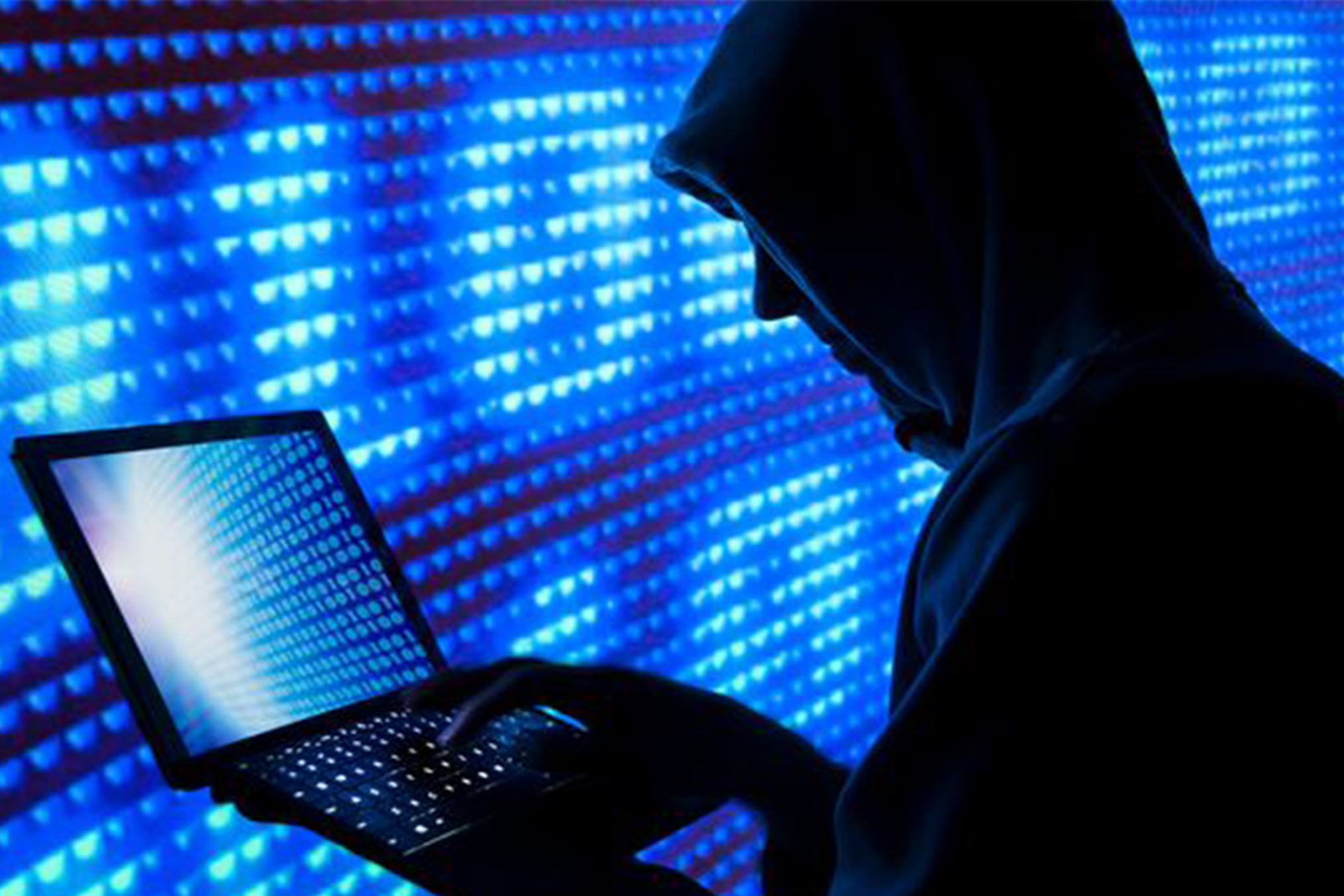 هاكر بنوك وشركات ومواقع إلكترونية تعرضت لهجوم إلكترونى بعدد من دول العالم
