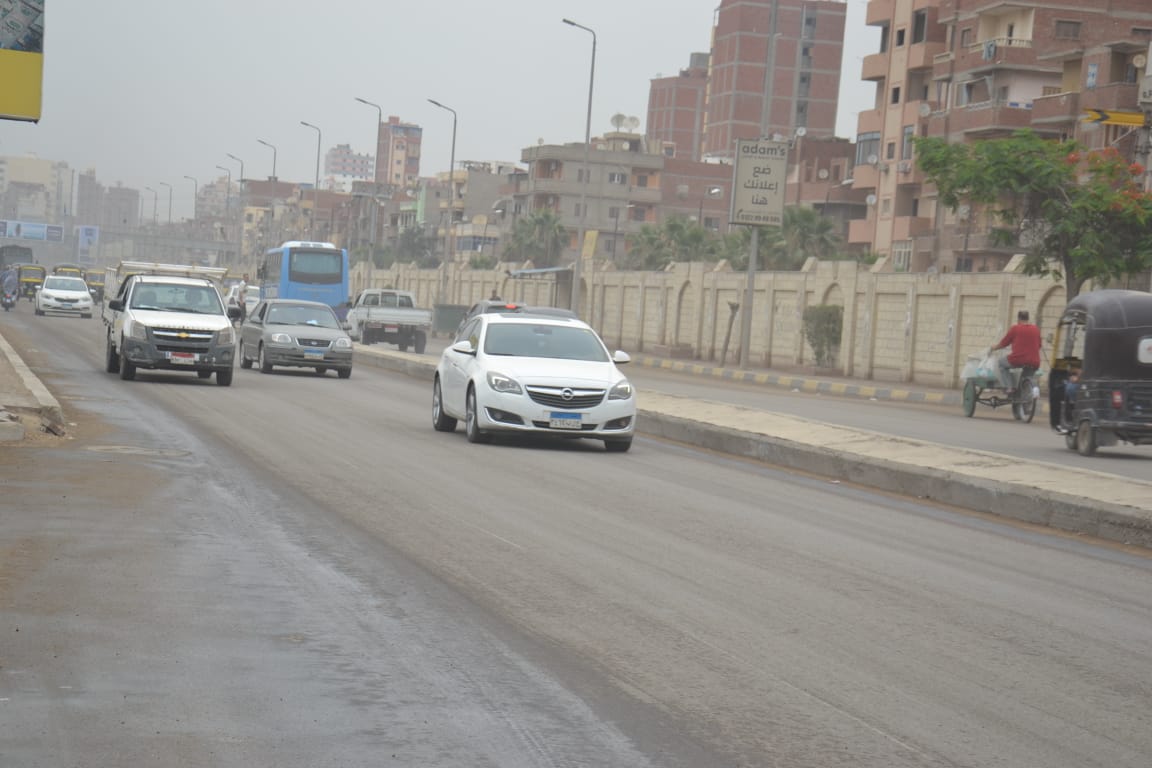أتربة وأمطار متوسطة في الغربية