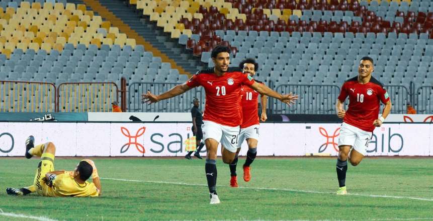 عمر مرموش لاعب شتوتجارت الألماني