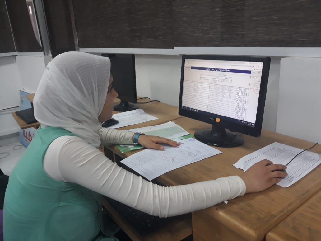 مدير مكتب تنسيق القناة الجامعة استقبلت 150 طالب وطالبة من الحاصلين على الدبلومات. صرح الدكتور محمد شقيدف مدير مكتب التنسيق بالجامعة،ومنسق عام قطاع التعليم والطلاب ،أن الجامعة استقبلت 150 طالب وطالبة من الحاصلين على دبلومات وألفت إلي إنه تم تخصيص 3 ق