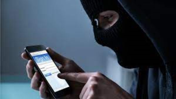 سرقة بيانات الهاتف