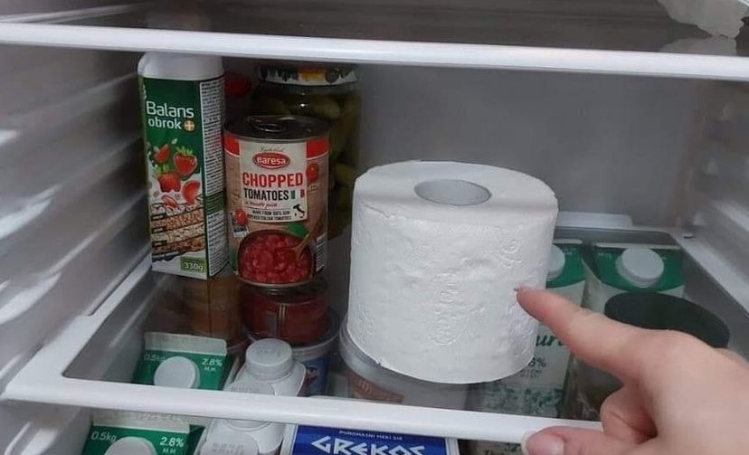 مناديل في الثلاجة