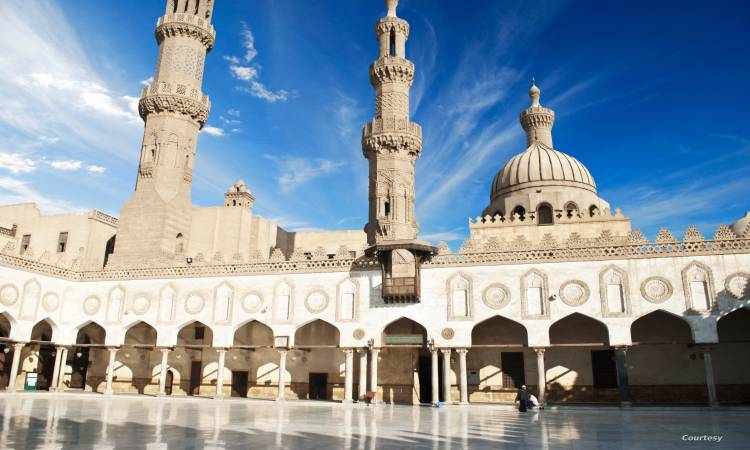 أذان يوم الجمعة