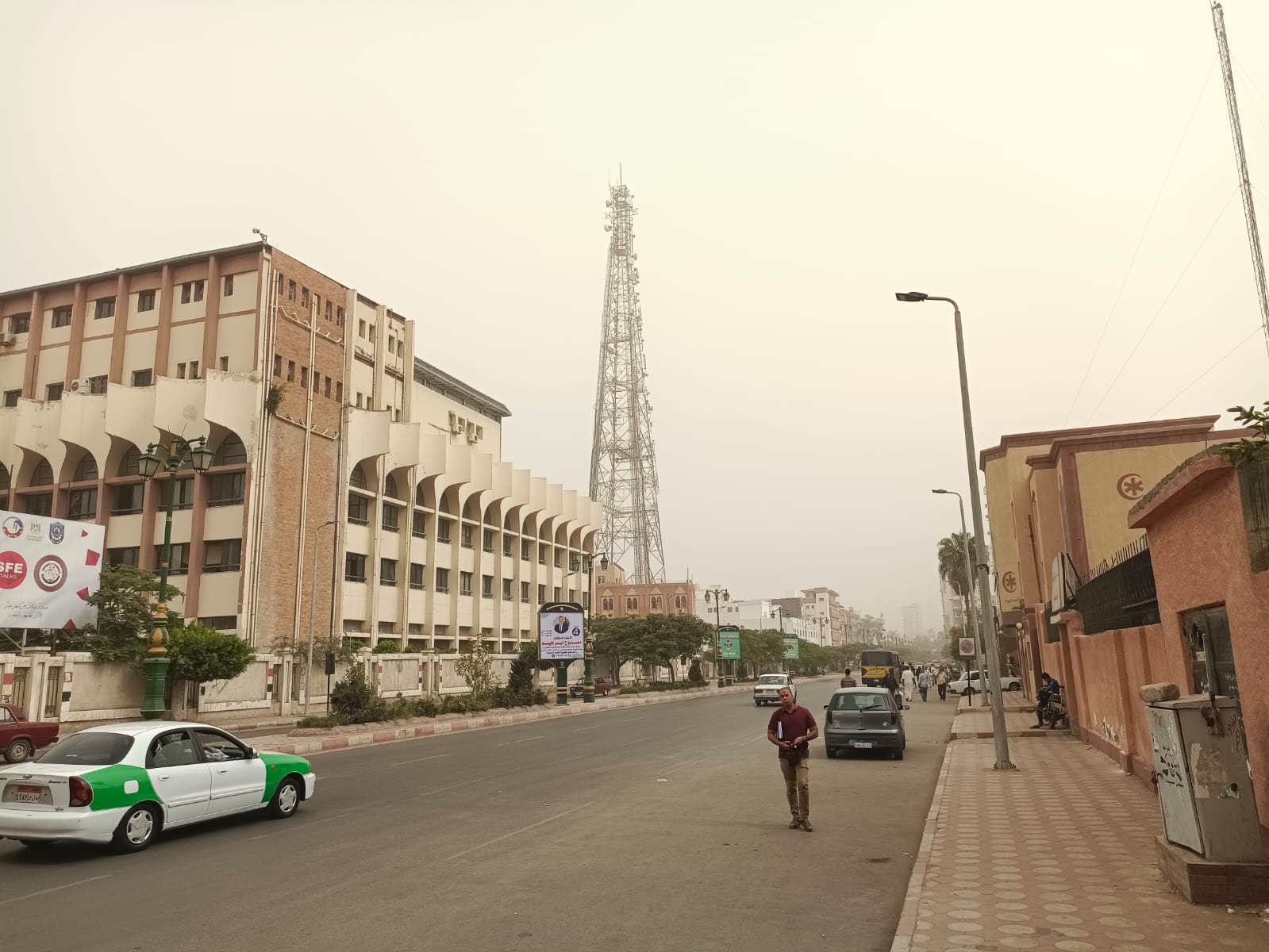 العاصفة دانيال تصل إلى البحيرة.. رياح وأتربة ورفع حالة الطوارئ