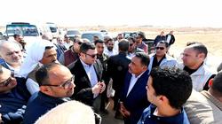 وزير الإسكان يوجه بالإسراع في تنفيذ مرافق «شمس الحكمة»