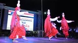 رئيس "قصور الثقافة" يشهد أولى أيام عروض "الإسماعيلية للفنون الشعبية"