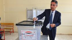رئيس هيئة البريد يدلي بصوته بانتخابات الرئاسة: طريق لبناء مجتمع ديمقراطي