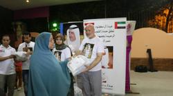 بالصور| هيئة "آل مكتوم" توزع كسوة العيد على 1000 طفل بالصعيد