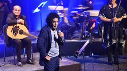 محمد منير يشعل أجواء احتفالية "المولد والميلاد" بالأوبرا