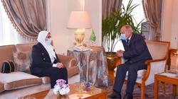 زايد تبحث مع أبو الغيط آلية استمرار تقديم الدعم الطبي للدول العربية