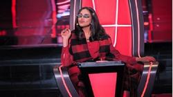 على مين أحلى؟.. نظارة أحلام "محجوبة الرؤية" تحير حكام The voice