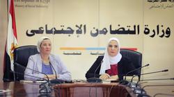 وزيرتا البيئة والتضامن تناقشان دمج عمال جمع القمامة في القطاع الرسمي