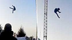 فيديو.. لعبة بالملاهي تقذف طفلا 6 أمتار في الهواء وتصيبه بكسور