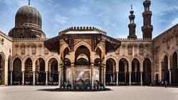 حاكم مصر حول السجن إلى مسجد وفاء بالنذر.. حكاية مسجد المؤيد شيخ