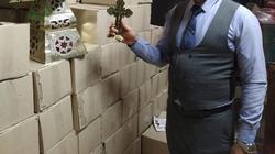 في أم الدنيا.. مسيحي يوزع 1200 شنطة على المسلمين والأقباط بمناسبة رمضان