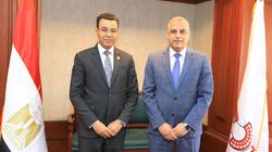 محافظ سوهاج يستقبل الفائز بجائزة أفضل عالم رياضيات في العالم