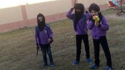 التحقيق مع مشرفة ومعلمة أجبروا الأطفال على مشهد تمثيلي لحادث "الروضة"