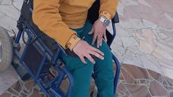 «عبد الله» من ذوي الهمم يحارب البطالة بترابيزة بلياردو: بعتمد على نفسي