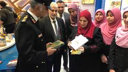 جولة لواعظات الأزهر داخل جناحي الدفاع والشرطة بمعرض الكتاب