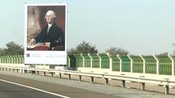 لوحات "اللوفر" على الطريق في الإمارات.. وإذاعات الراديو تشرحها لك