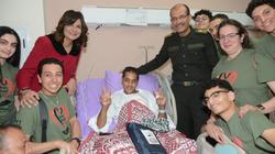مكرم تزور مصابي القوات المسلحة بصحبة وفد من أبناء المصريين بكندا
