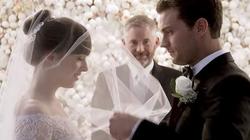 "Fifty Shades Freed" يتصدر المركز الأول بإيرادات 136 مليون دولار