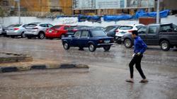 في المطر سبع فوائد.. يعزز نمو الشعر ويقلل السموم والجراثيم في الجسم