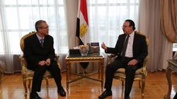 وزير الاتصالات يبحث مع قيادات "باناسونيك" العالمية دعم مصانع الإلكترونيات