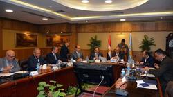 محافظ مطروح يستعرض المشروعات خلال لقائه بوزير التنمية المحلية