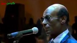 بالفيديو| مطرب شهير يوبخ جمهوره: "يا تغنوا أنتوا يا أغني أنا"
