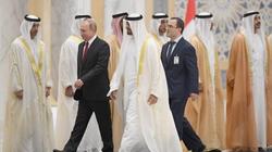 تزامنا مع وصوله الإمارات.. ملامح أول زيارة لبوتين إلى أبوظبي في 2007