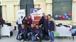 «المريض إنسان».. حملة طلاب طب القاهرة للعناية بالمرضى