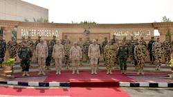 عاجل.. وزير الدفاع يلتقى عدداً من مقاتلى قوات الصاعقة والمظلات