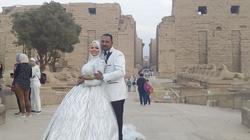 أول «سيشن» لحفل زفاف داخل معابد الكرنك.. «دعما للسياحة»