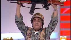 "القرموطي" رافعا السلاح: "أريد تقبيل يد كل جندي يقف على الحدود"