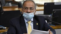 القبض على سياسي برازيلي.. أخفى أموال "كورونا" في ملابسه الداخلية