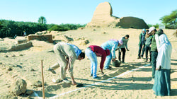 الآثار.. دراسة ممتعة وفرص عمل محدودة