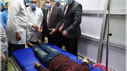 محافظ الدقهلية يزور مصابي قطار المنصورة.. ومكي: خروج 18 منهم