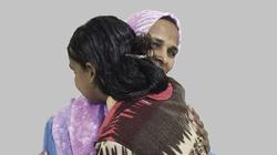 «ليلى» عاملة نظافة صباحاً و«فواعلية» مساء.. «الأمومة مش بالساهل»