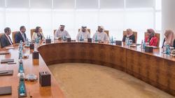 وفد "التخطيط" يصل إلى الإمارات لمناقشة آليات "جائزة التميز الحكومي"