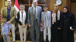 محافظ كفر الشيخ: توفير أثاث منزل لائق لأسرة الطالبة منة الله عماد