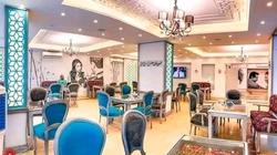 مطعم يفتح أبوابه للمشردين: مأكل ومشرب ومبيت